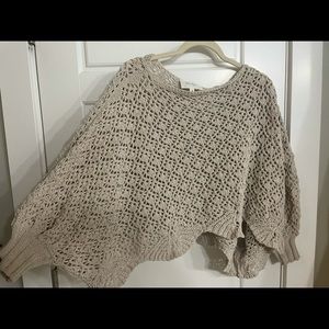 Jessica Simpson crotchet sweater size XS, nearly perfect condition.